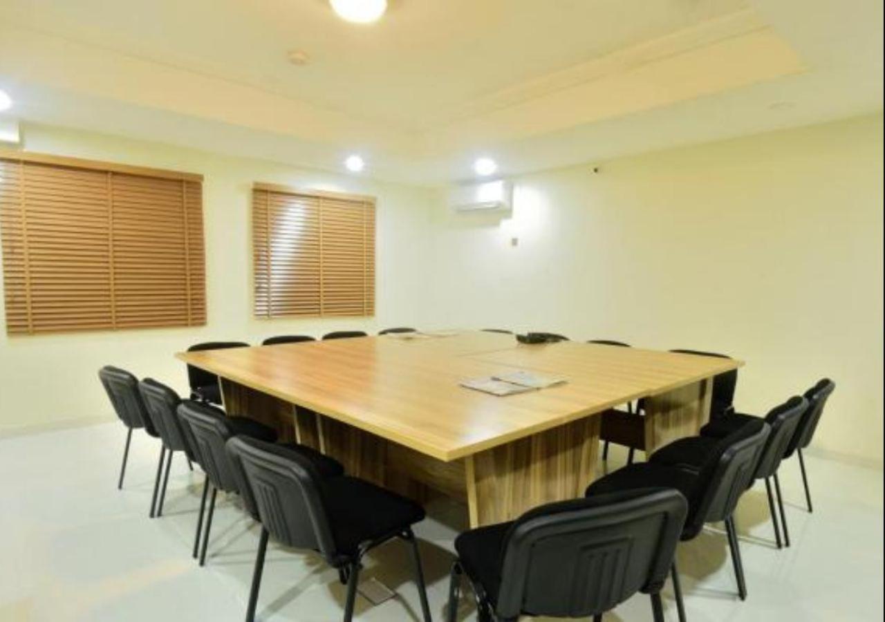 Villa Thirty Three Lagos Exterior photo